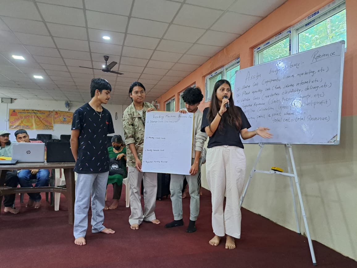 girls-presenting